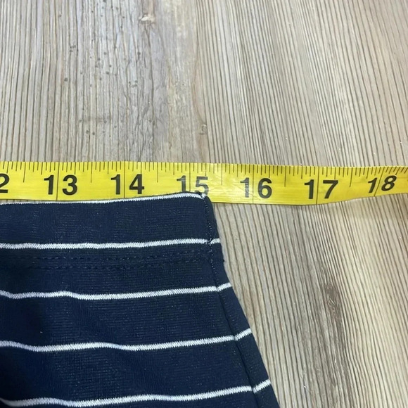 Max Studio Womens striped Skirt Size M Navy White Casual Stretch Nautical - Picture 5 of 10